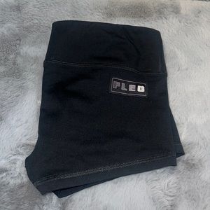 Fleo shorts